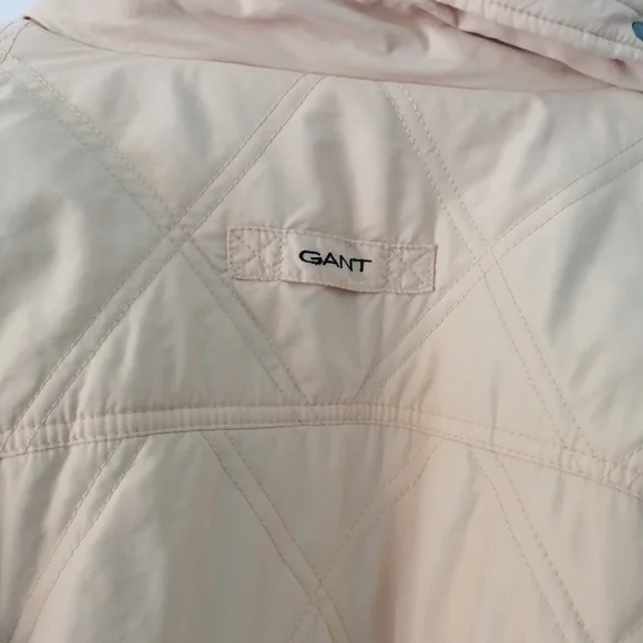 Gant Tan Quilted Jacket - Picture 8 of 8